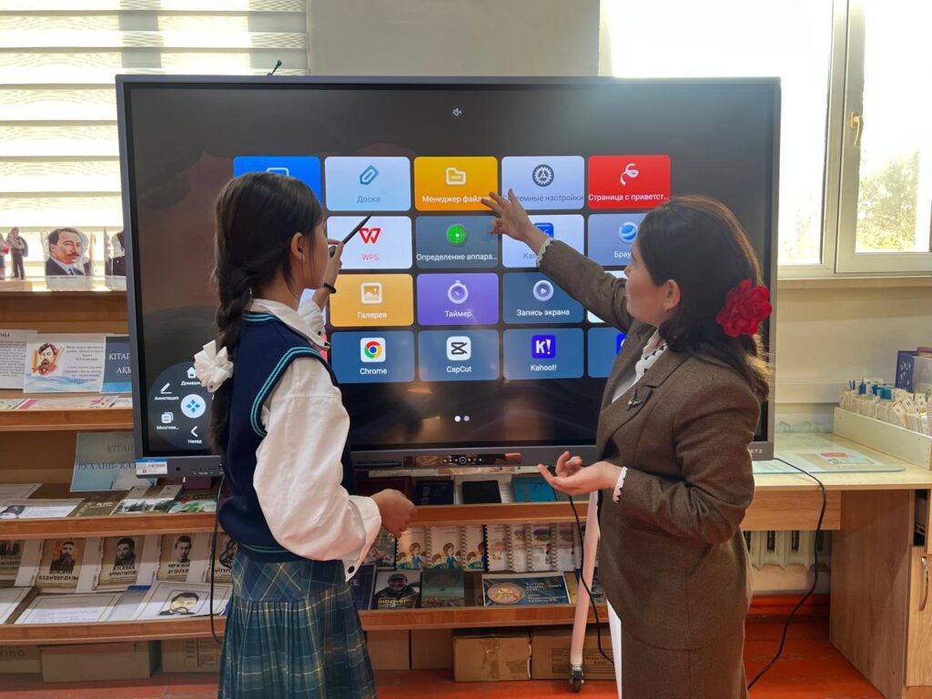 How English is Used in Technology and the Internet