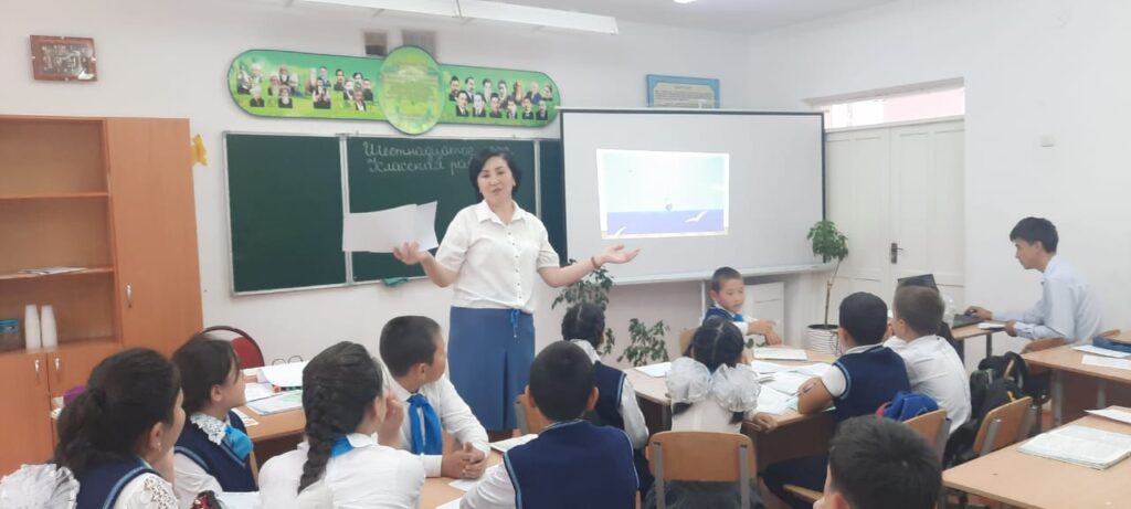 БІЛІКТІ ӘРІ БІЛІМДІ ДИРЕКТОР!