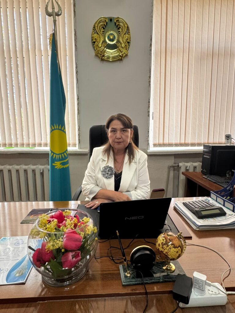МҰҒАЛІМ КҮНІНІҢ — ЖАҢА МАЗМҰНЫ